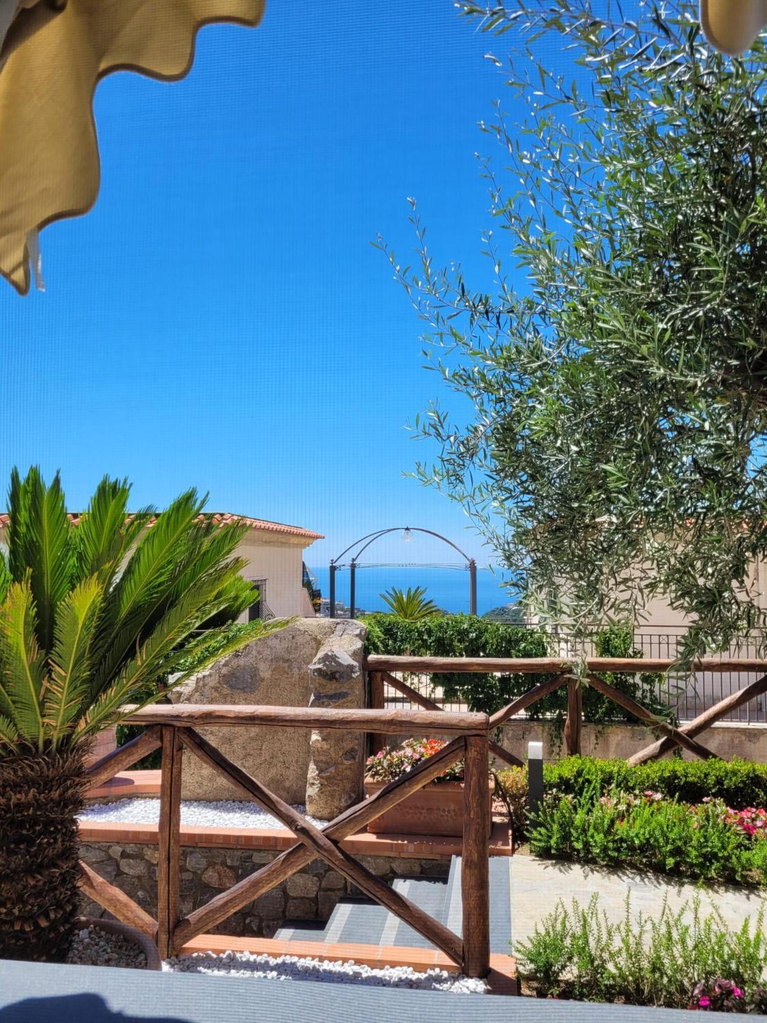 Holiday Luigi E Rachele Ravello Exterior foto
